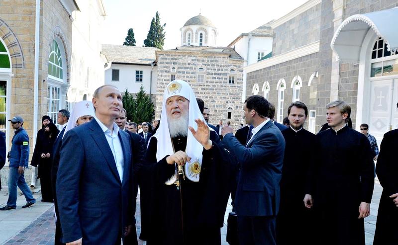 Vladimir Putin si patriarhul Kirill in vizita la muntele Athos in 2016, Foto: Alexei Druzhinin / Zuma Press / Profimedia