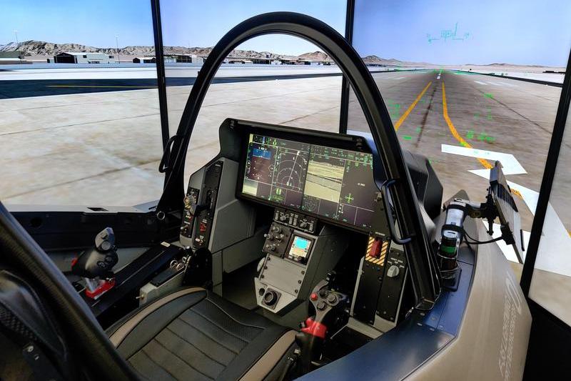 Simulator de F-35, Foto: HotNews.ro / Victor Cozmei