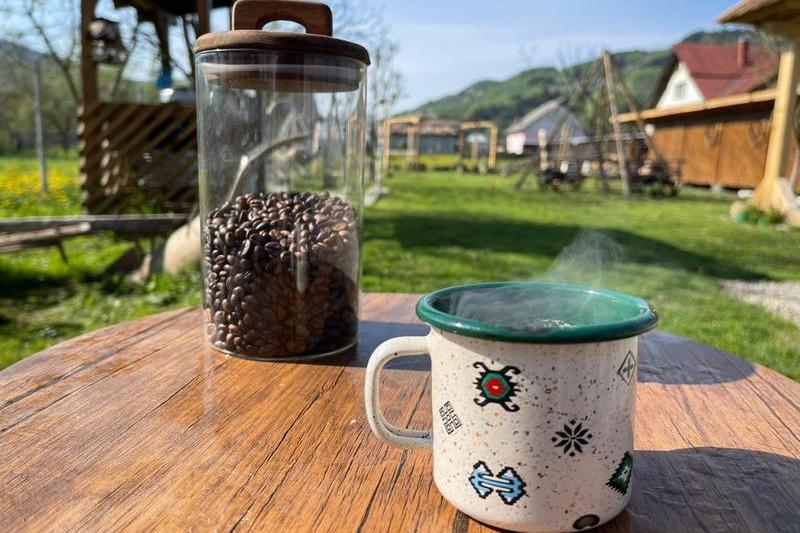 Jurnalul cafelei de dimineață, episodul 4: Un altfel de cotidian, Foto: Hotnews