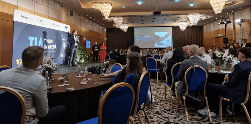 Tinerii în Arenă , Foto: Tinerii în Arenă