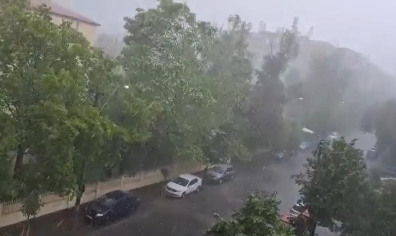 Furtuna in Bucuresti , Foto: Captura video