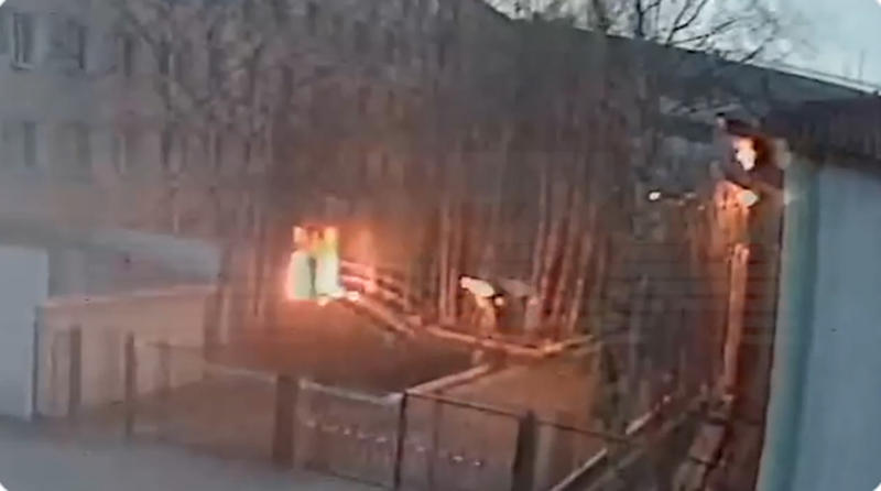 Atac cu cocktailuri Molotov la un birou de recrutare din Siberia, Foto: Captura video