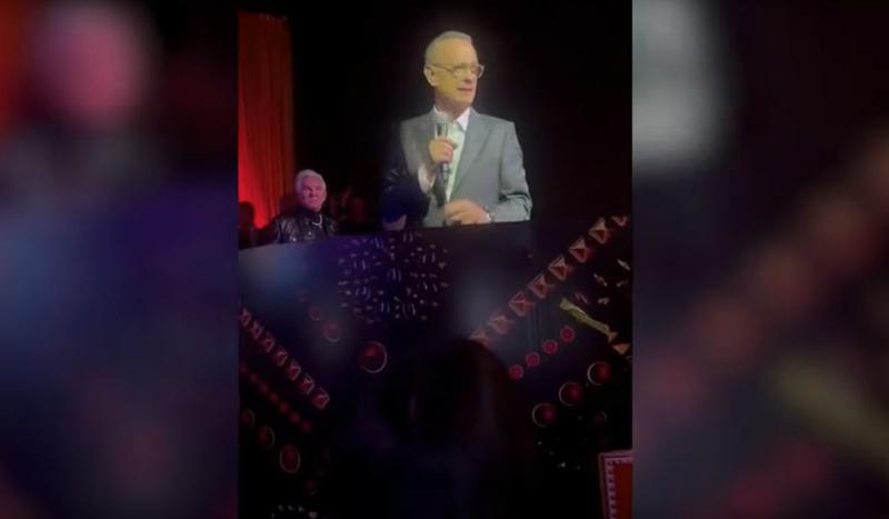 Tom Hanks suprins în timp ce îi tremurau mâinile în timpul lansării australiene a noului film Elvis, Foto: Captură video - ACRYLIC MEDIA CHANNEL