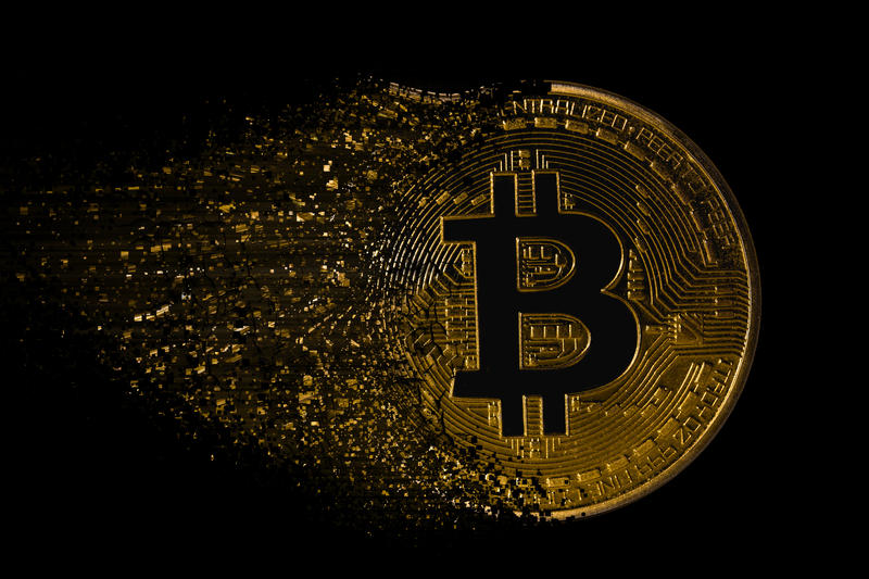 Bitcoin pierde accelerat din valoare, Foto: DreamsTime