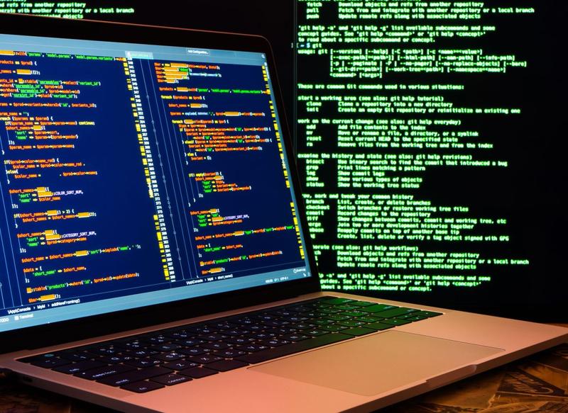 Atac cibernetic, Foto: Yurii Tymchuk, Dreamstime.com