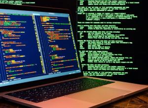 Atac cibernetic, Foto: Yurii Tymchuk, Dreamstime.com