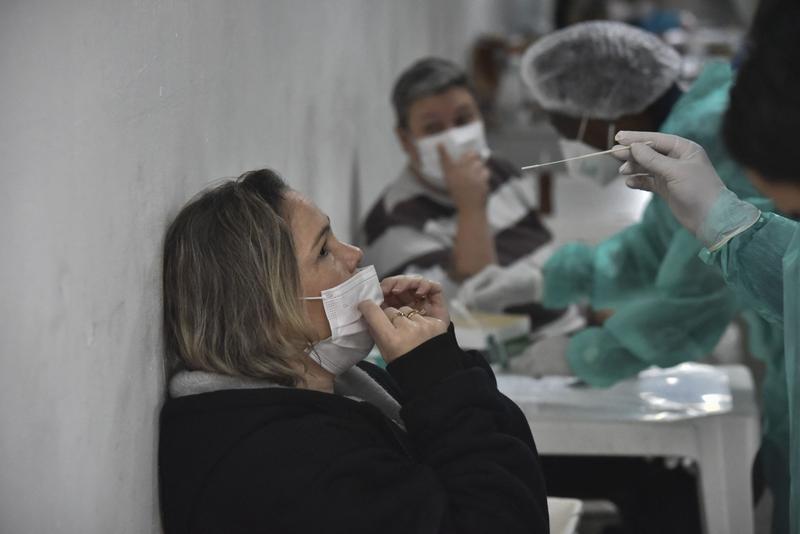 Cât de des ne putem reinfecta cu Covid-19, Foto: fanatik.ro