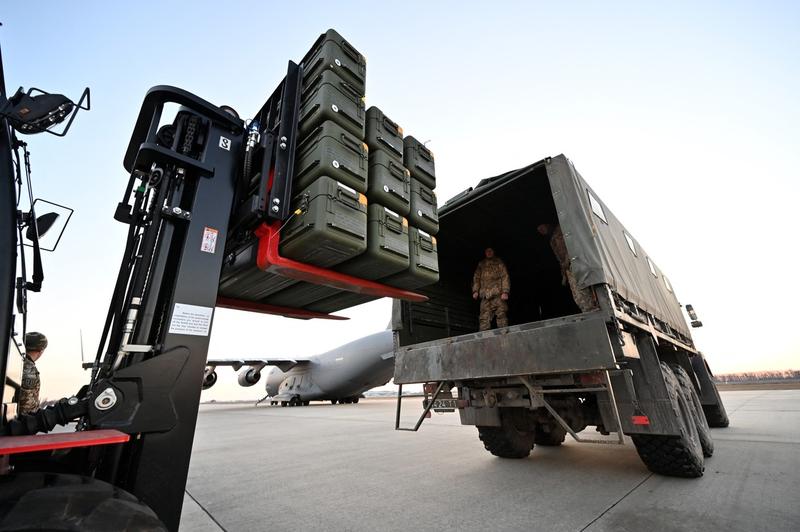 Livrare de armament in Ucraina, Foto: Sergei Supinsky / AFP / Profimedia Images