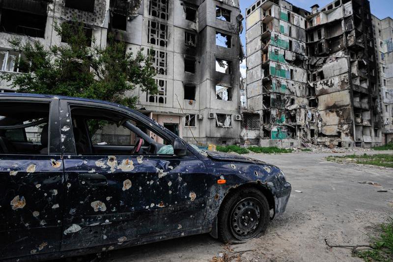 Zonă rezidențială bombardată din orașul Borodianka, la nord-vest Kiev , Foto: Sergei Chuzavkov/SOPA Images / Shutterstock Editorial / Profimedia