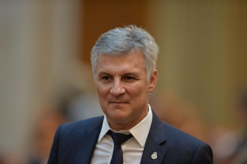 Senatorul Daniel Zamfir, tranzacție de 1.000.000 de euro cu firma fratelui său. ”Îmi va da banii când vinde apartamentele”, Foto: fanatik.ro
