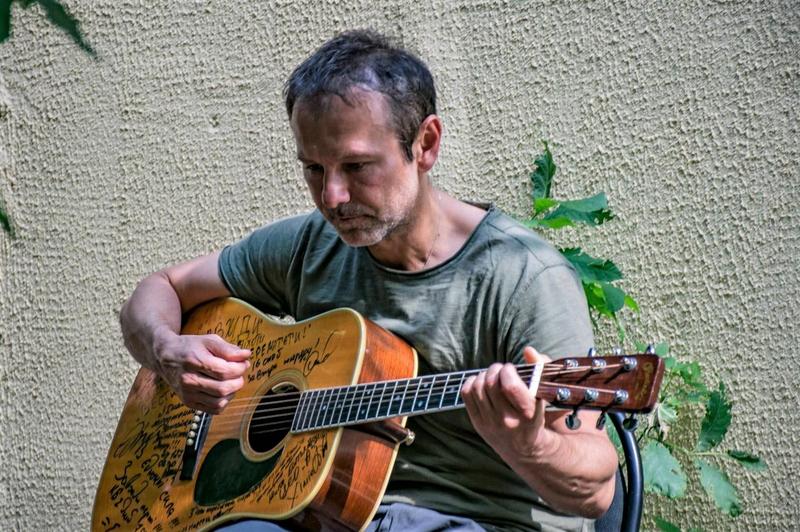 Solistul trupei Okean Elzy, Sviatoslav Vakarchuk, Foto: Facebook - Sviatoslav Vakarchuk