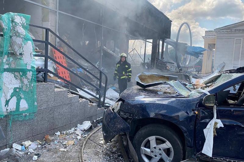 Oraşul Viniţa a fost zguduit de un atac cu rachete, Foto: Ukrainian Emergency Service / AP / Profimedia