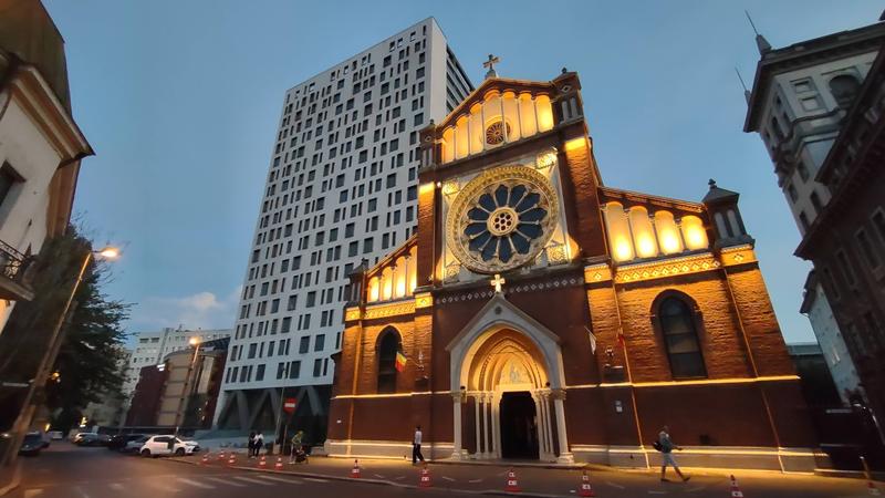 Cathedral Plaza: O luptă în instanță pentru legalitate