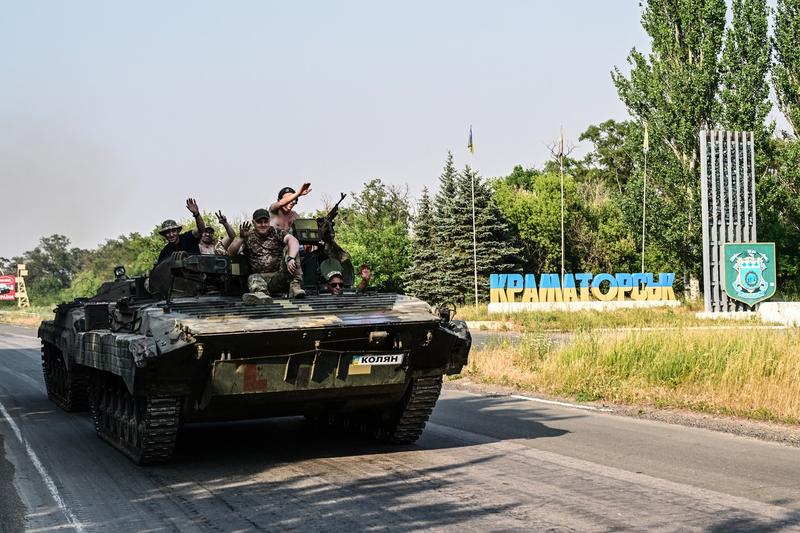 Militari ucraineni langa Kramatorsk, Foto: MIGUEL MEDINA / AFP / Profimedia