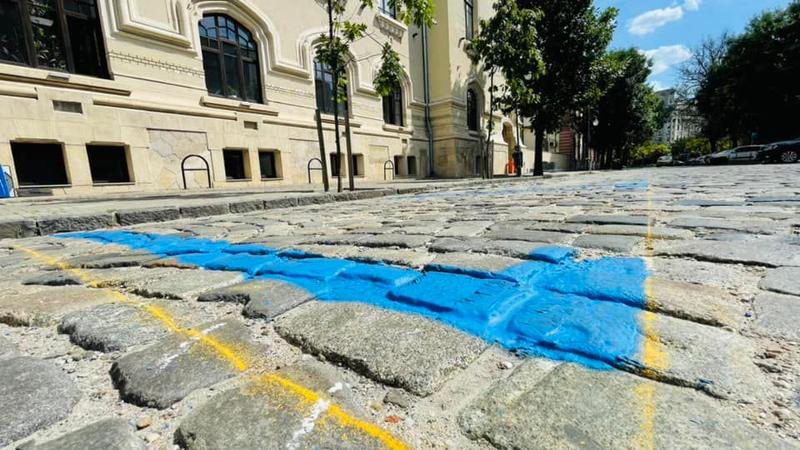 Locuri de parcare marcate, Foto: Facebook Nicusor Dan