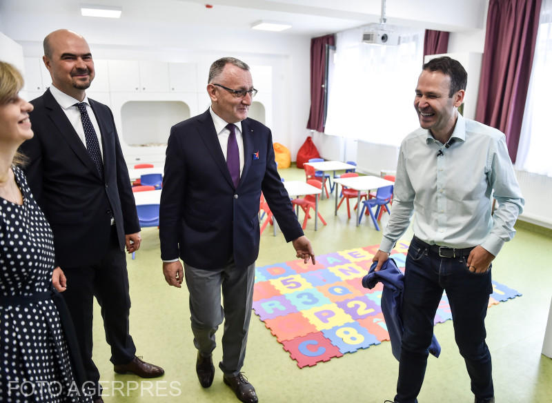 Robert Negoita si Sorin Cimpeanu, Foto: AGERPRES