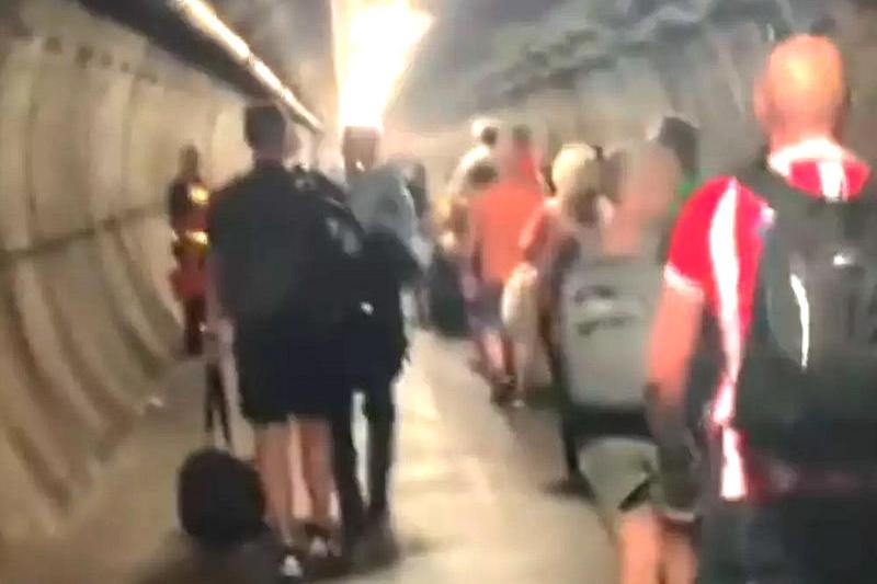 Pasageri ai unui tren din Eurotunel au mers 10 min printr-un tunel de serviciu, Foto: Captura video