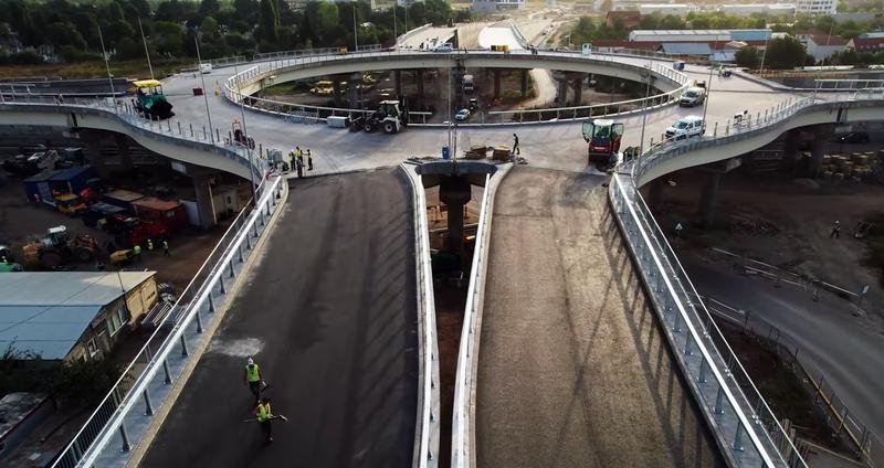 Pasajul de la DOmnesti si primele straturi de asfalt, Foto: Captura YouTube