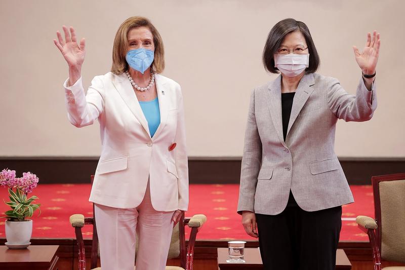 Preşedinta Camerei Reprezentanţilor din SUA, Nancy Pelosi și preşedinta Taiwanului, Tsai Ing-wen, Foto: Handout / AFP / Profimedia