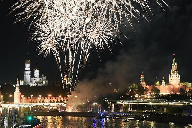 Focuri de artificii la Moscova, de ziua orașului, Foto: Alexey Kudenko / Sputnik / Profimedia