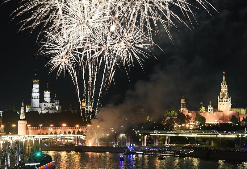 Focuri de artificii la Moscova, de ziua orașului, Foto: Alexey Kudenko / Sputnik / Profimedia