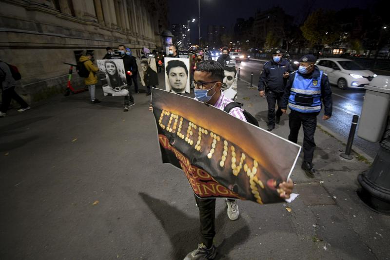 Banii au început deja să intre în conturile părților civile din dosar, Foto: fanatik.ro