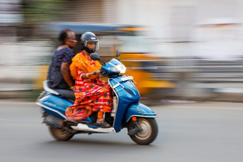 Scuterele electrice sunt populare în India, Foto: Juergen Hasenkopf / Alamy / Alamy / Profimedia