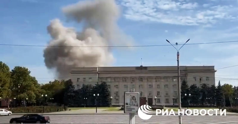 Cladirea administrativa din centrul Hersonului, Foto: Captura video