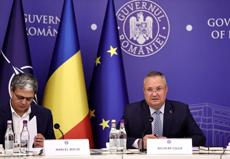 Marcel Boloș și Nicolae Ciucă, Foto: MIPE / Facebook