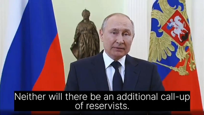 Vladimir Putin le-a promis femeilor din Rusia ca nu le va trimite barbatii la razboi, Foto: Captura video