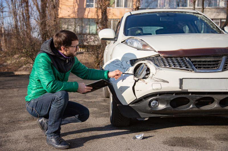 Evaluare dauna RCA, Foto: Liubovyashkir / Dreamstime.com