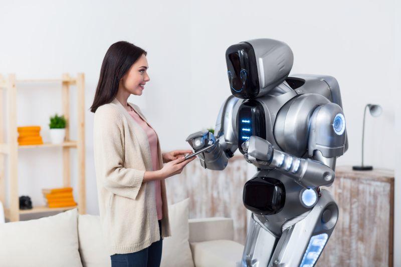 Robot, Foto: Dmytro Zinkevych / Dreamstime.com