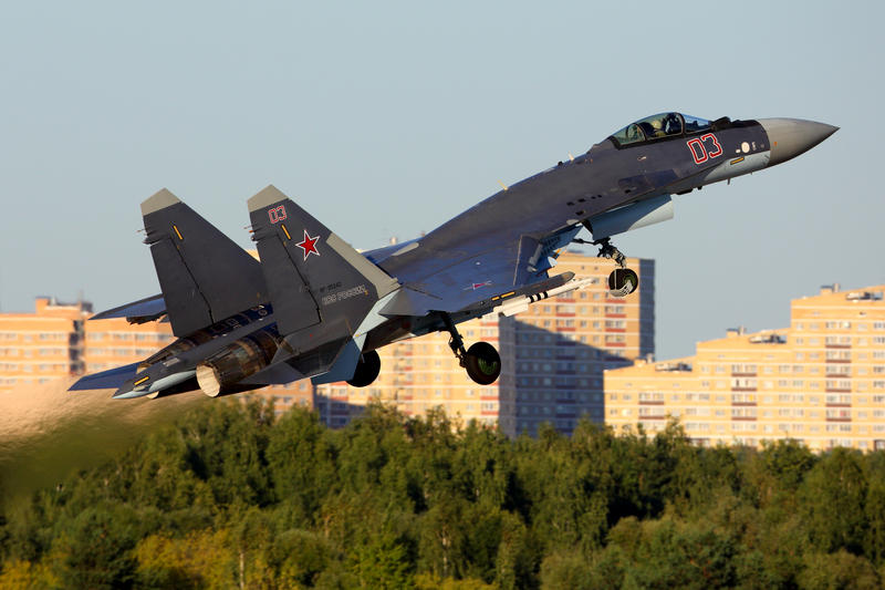 Avion rusesc SU-35 la o demonstrație aeriană, Foto: DreamsTime