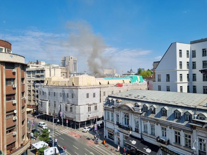 incendiu Calea Victoriei, Foto: Hotnews