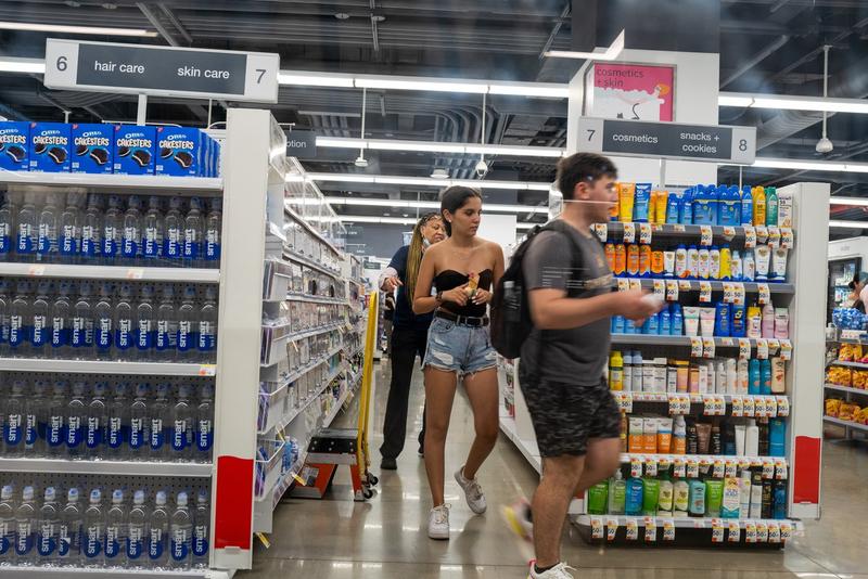 Consumul ramane principalul motor al cresterii, Foto: SPENCER PLATT / Getty images / Profimedia