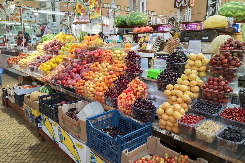 Fructe la piață, Foto: HotNews.ro / Victor Cozmei