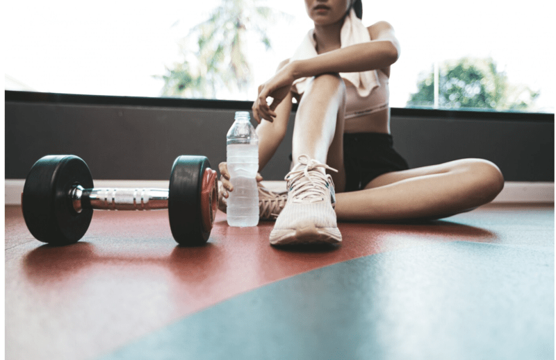 De ce trecerea la calificativele ”admis” sau ”respins” ar putea motiva elevii să participe la orele de sport, Foto: freepik.com