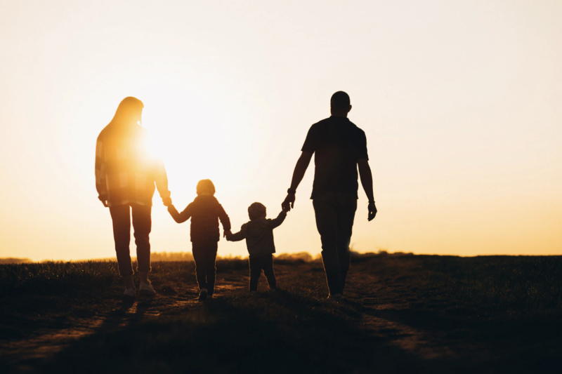 Când ”n-a fost să fie”, dar tu tot îți dorești copil. Care e cea mai bună soluție? Adopția sau fertilizarea in vitro?, Foto: freepik.com