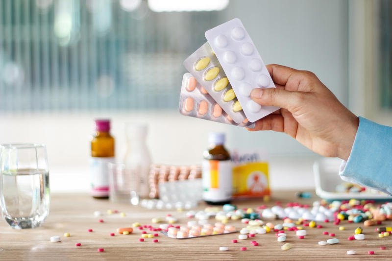 Medicamente, Foto: Pop Nukoonrat / Dreamstime.com