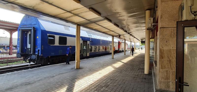 Pe un peron de gara, Foto: Vlad Barza / HotNews.ro