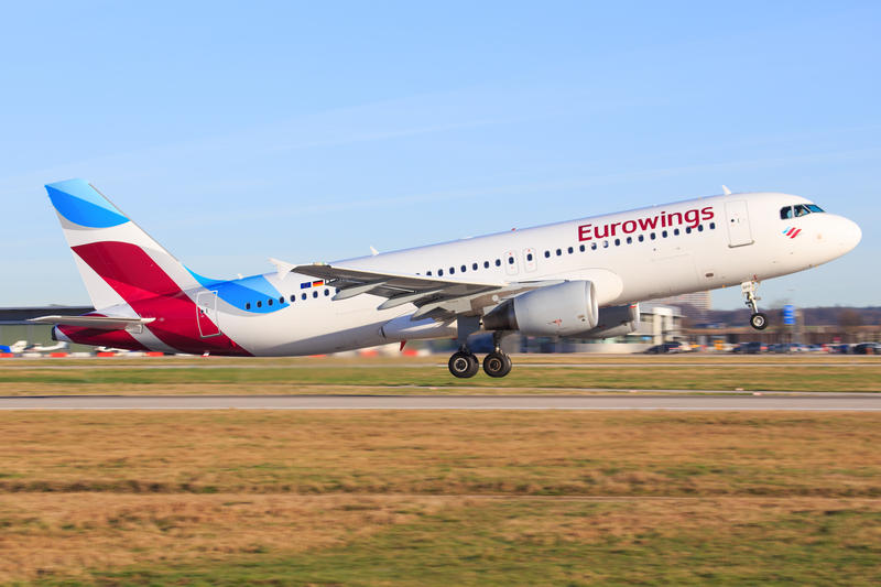 Avion al companiei low-cost Eurowings, Foto: © Mike Fuchslocher | Dreamstime.com