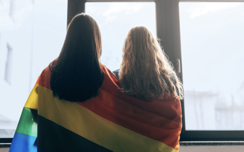 Tinerii LGBTQ+, printre cei mai vizați de mesaje care instigă la ură în mediul online, Foto: freepik.com