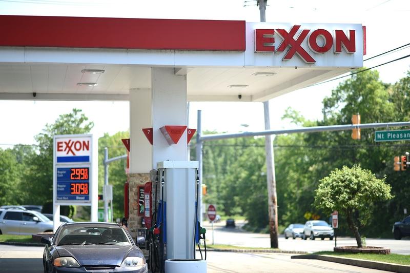 Benzinărie Exxon, Foto: Andrew H Walker / Shutterstock Editorial / Profimedia