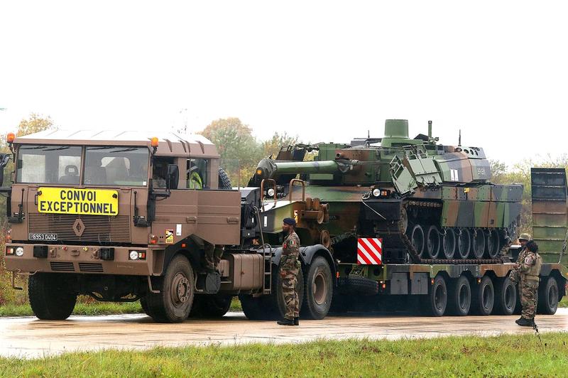 Convoi de vehicule blindate franceze trimis în România, Foto: Francois Nascimbeni / AFP / Profimedia Images