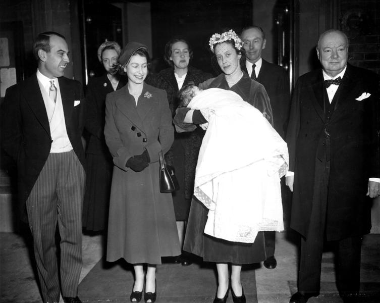 Winston Churchill (primul din dreapta), naș de botez, Foto: - / Shutterstock Editorial / Profimedia