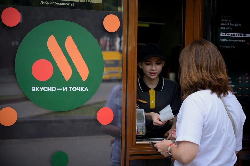 Vkusno i Tocika, lanţul rusesc care a preluat restaurantele McDonald's din Rusia, Foto: Natalia KOLESNIKOVA / AFP / Profimedia