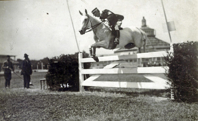 Colonelul Borda, îmblânzitorul de cai, Foto: Editura Corint