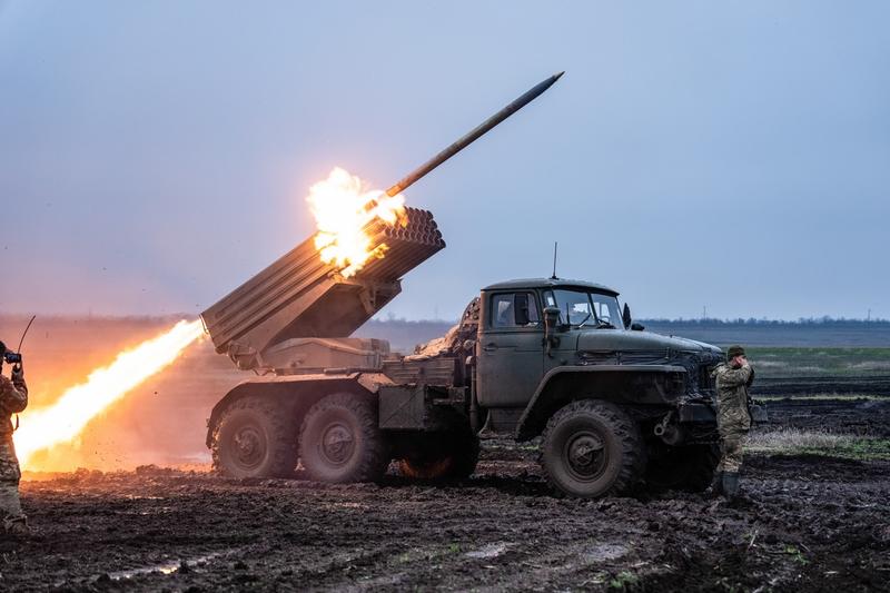 Un lansator multiplu de rachete BM-21 Grad folosit de trupele ucrainene în Donbas, Foto: Laurel Chor/SOPA Images / Shutterstock Editorial / Profimedia