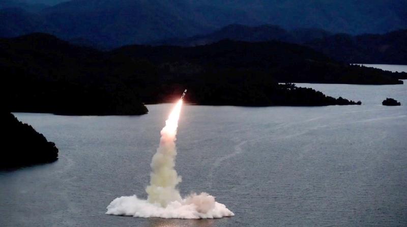 Racheta balistică tactică lansată de Coreea de Nord, Foto: EyePress News / Shutterstock Editorial / Profimedia Images