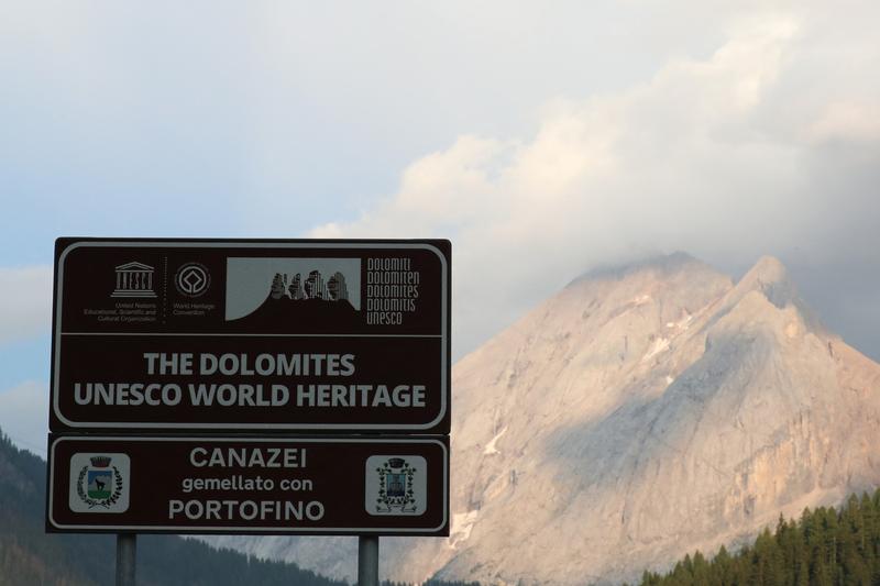 ghețari din Dolomiti - O treime din ghețarii Patrimoniului Mondial vor dispărea până în 2050, Foto: Pierre TEYSSOT / AFP / Profimedia